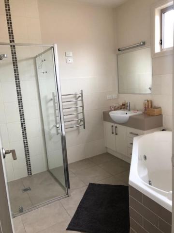 Central Executive 3Br Townhouse 50M To Dean Street البوري المظهر الخارجي الصورة